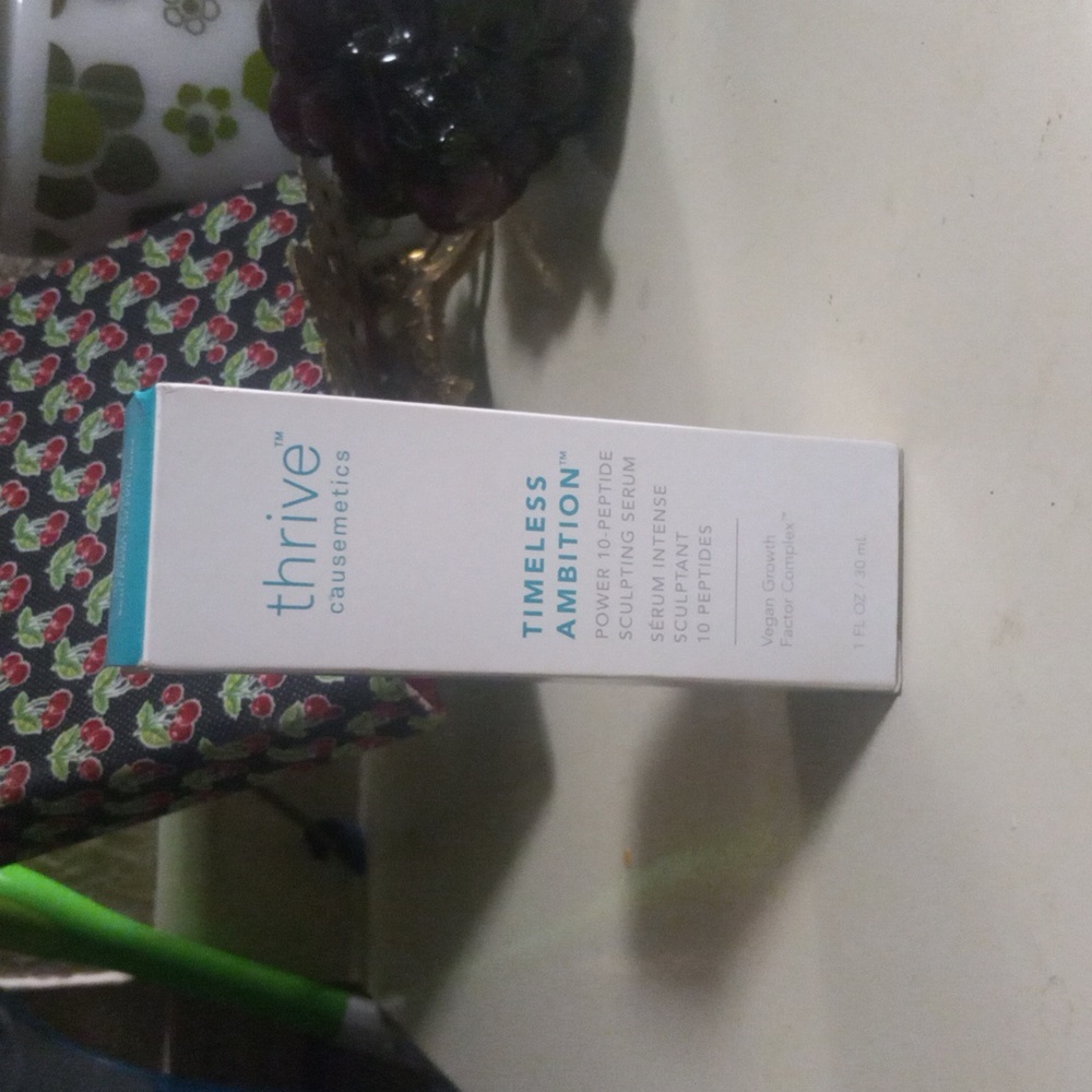 Thrive Cosmetics Timeless Ambition Power 10 Peptide Sculpting Serum New